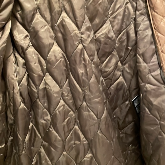 Guess anorak coat/jacket - Picture 6 of 7